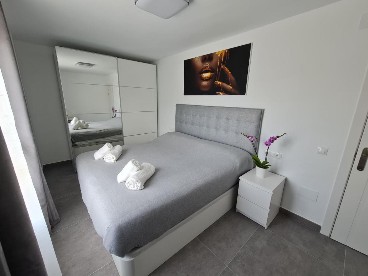 Modern 3 Bedroom Luxury Apartment In Torremolinos Exterior photo