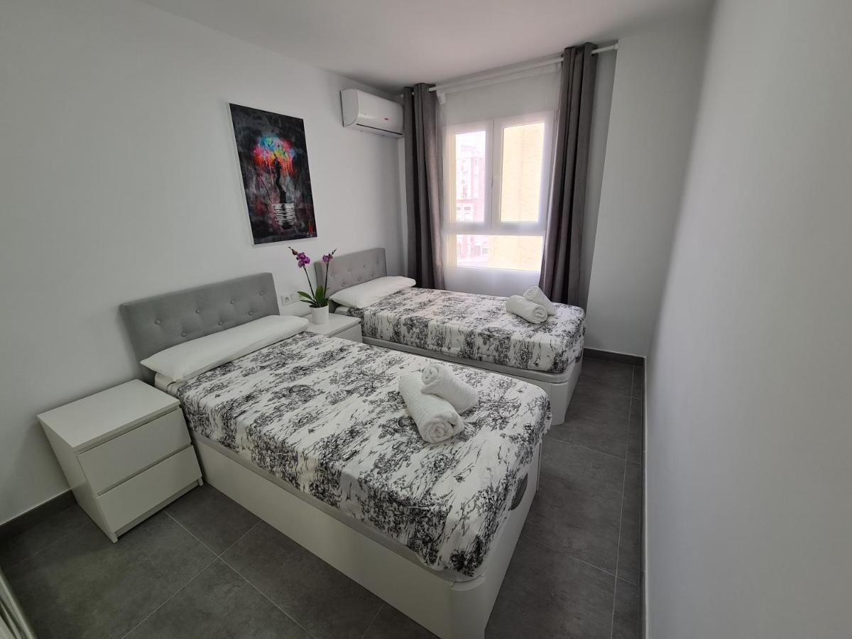 Modern 3 Bedroom Luxury Apartment In Torremolinos Exterior photo